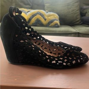 Jeffrey Campbell Black Suede Wedge Sandals Shoes Size 7.5